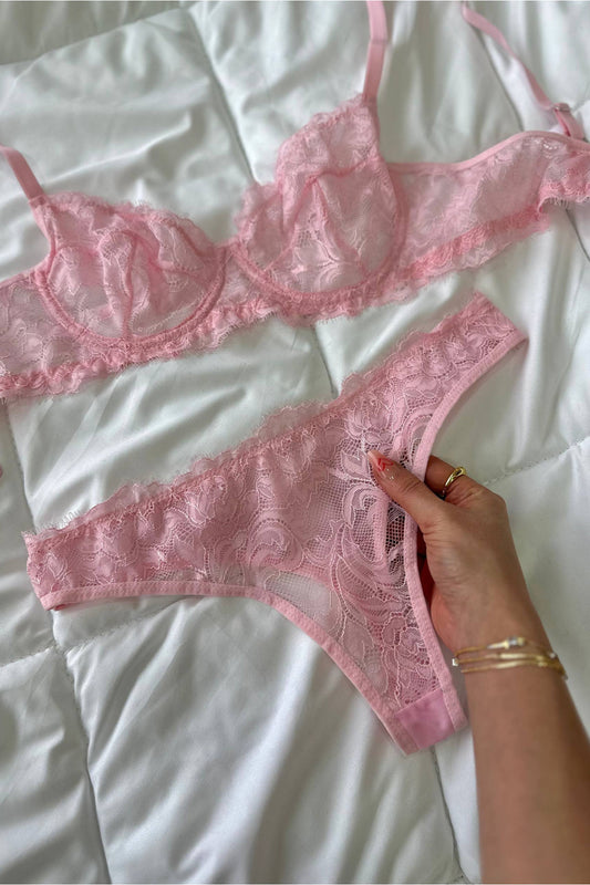 Pembe Dantelli Balenli Kapsız İç Çamaşır Takımı Sütyen Tanga
